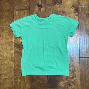 Green Short Sleeve Athletic Shirt